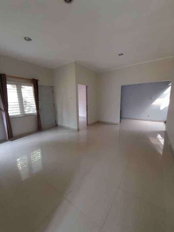 for sale rumah cibubur country hook kuldesak