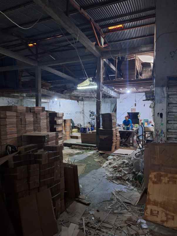 gudang siap pakai jejer 2 di medokan asri