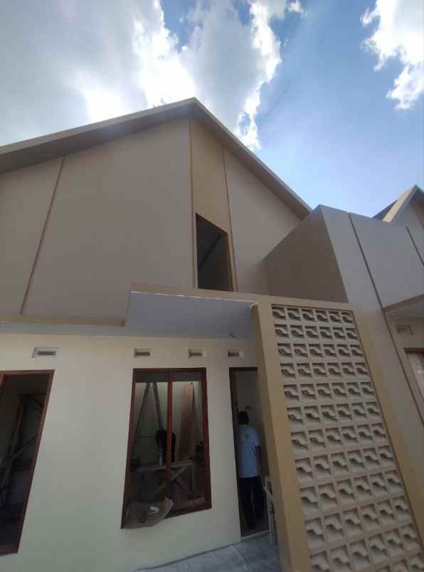 hunian modern kartasura shm ready free biaya legalitas