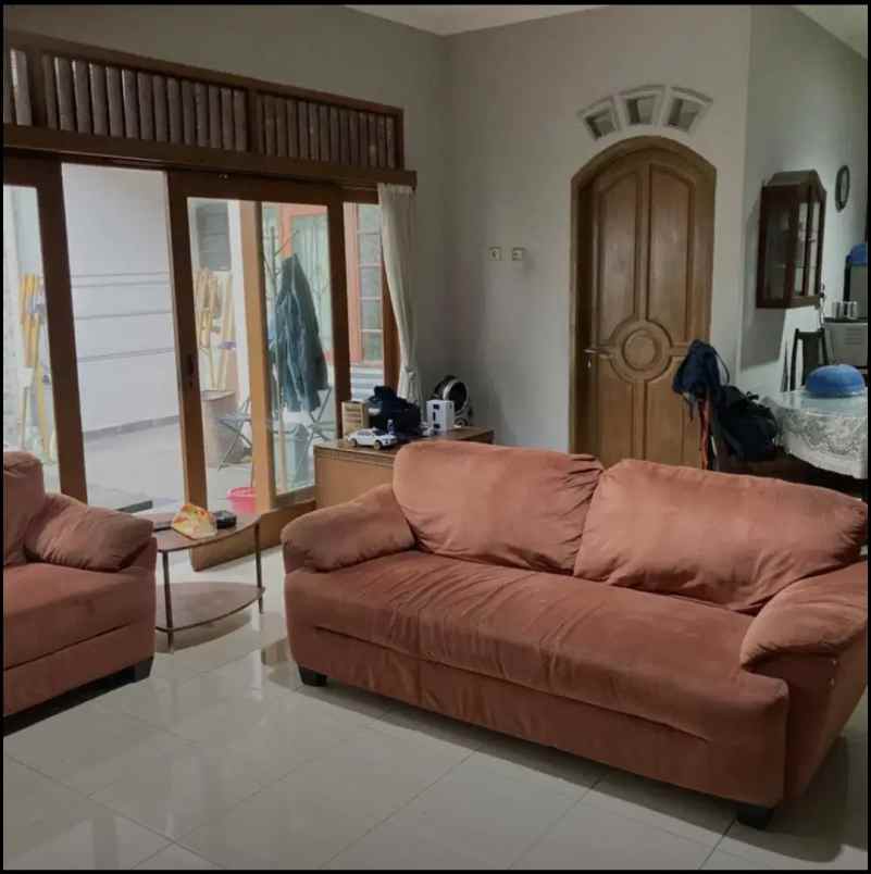 jual rumah 8 menit lrt cikunir jatibening