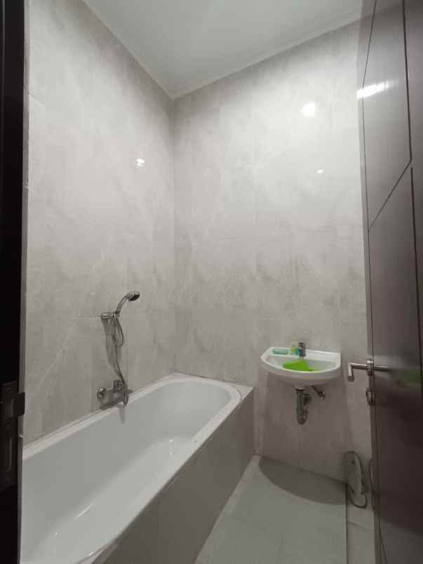 jual rumah baru tki 2