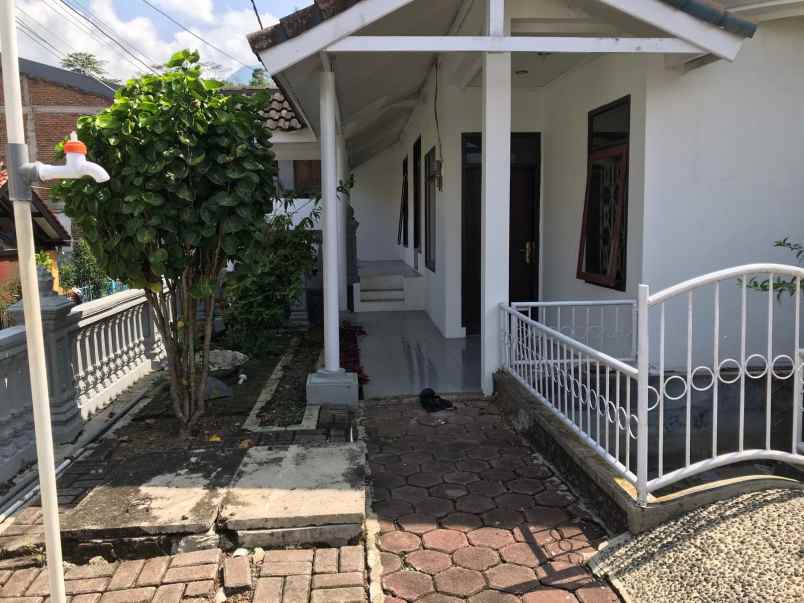 jual rumah dalam komplek di ujungberung bandung