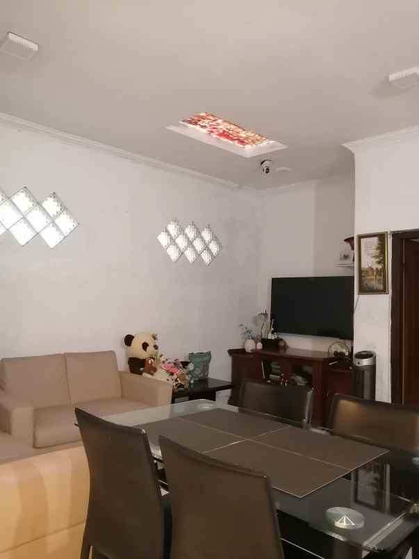 jual rumah di kota bandung strategis sayap pasteur