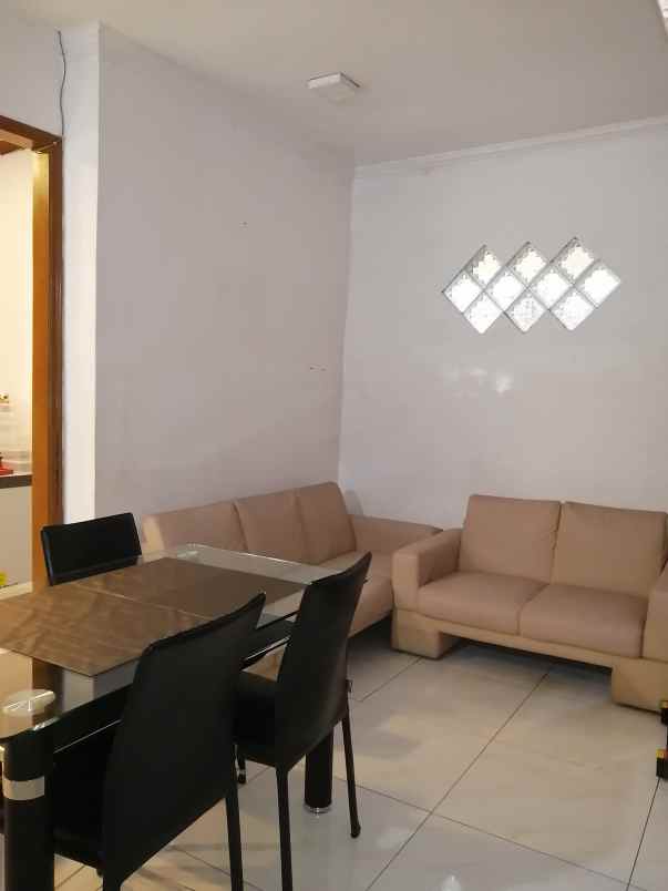 jual rumah di kota bandung strategis sayap pasteur