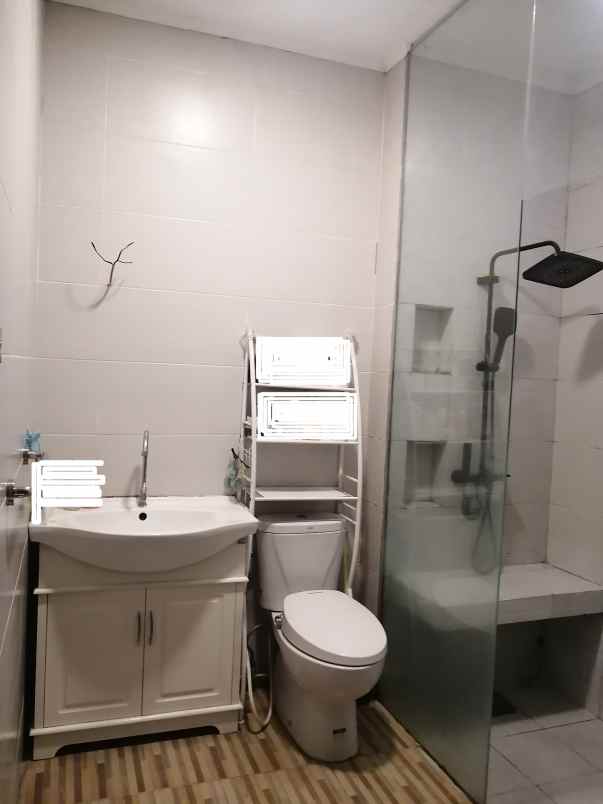 jual rumah di kota bandung strategis sayap pasteur