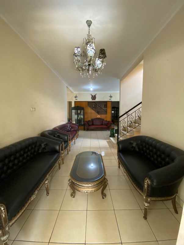 jual rumah di kota baru parahyangan tatar pitaloka