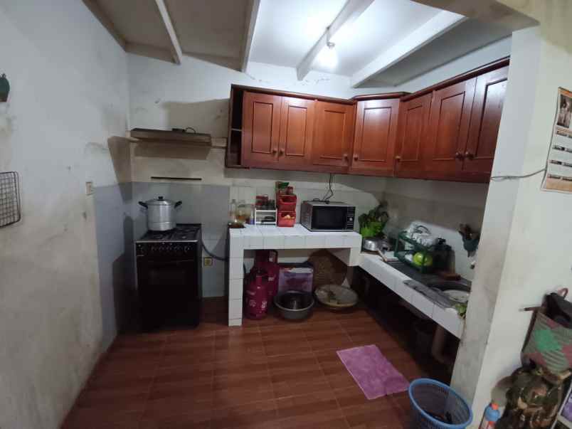 jual rumah dibawah harga pasar halaman luas