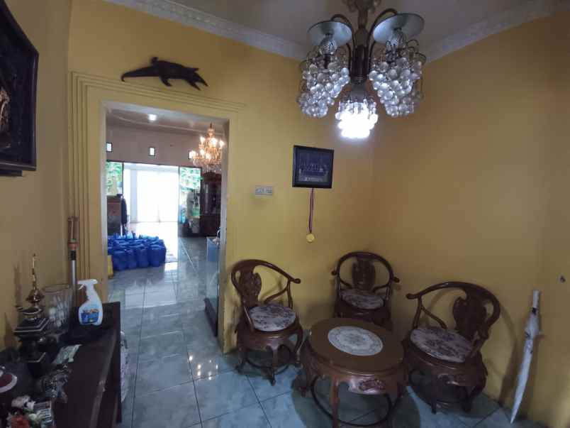 jual rumah dibawah harga pasar halaman luas