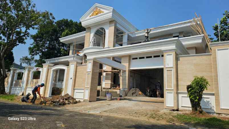 jual rumah mewah dalam kawasan tepi danau di bogor