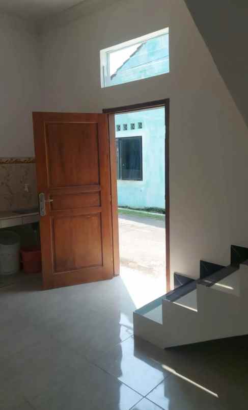 jual rumah posisi hook di klipang tembalang semarang