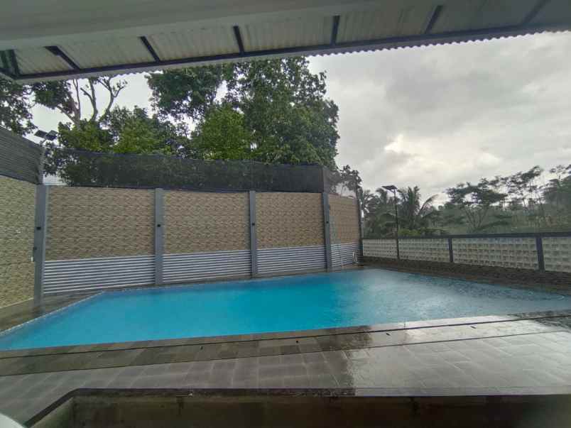 jual villa bagus dan sejuk di daerah desa ciadeg bogor