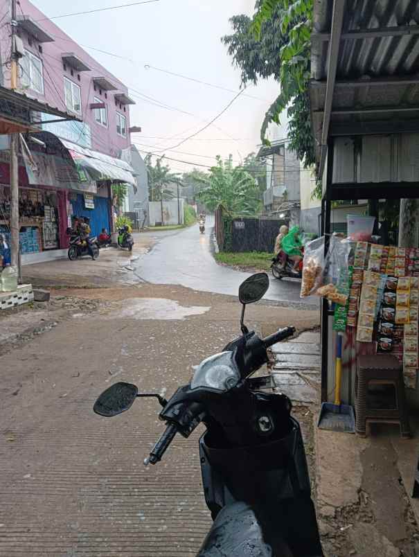 kavling disebelah toko daging nusantara gdc