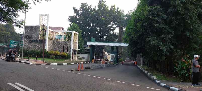 kavling dprd 203 m2 real cibubur jakarta timur kotak