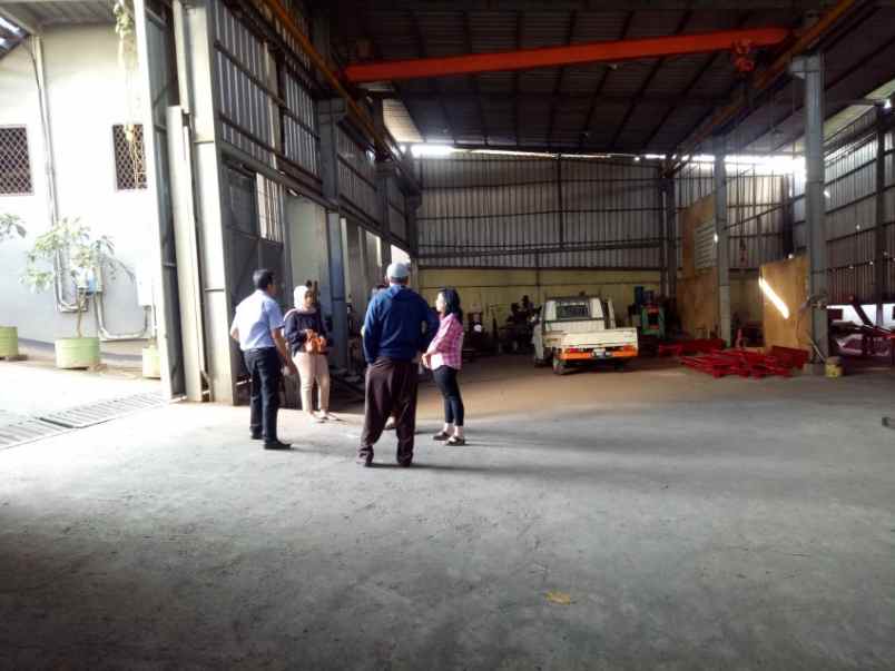 komersial jl raya narogong