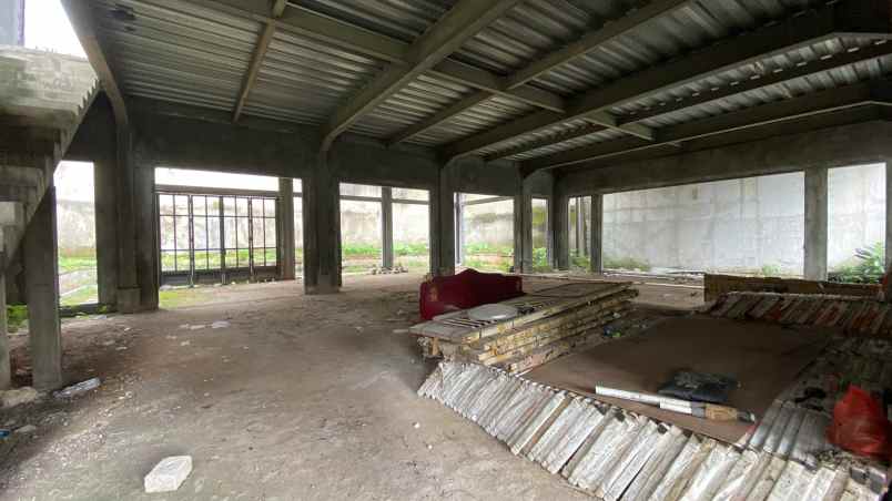 lahan ada bangunan 30 jakarta selatan