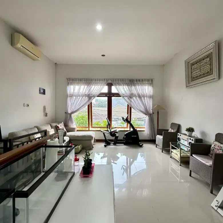 luxury mansion pejaten furnished bangunan besar elegan