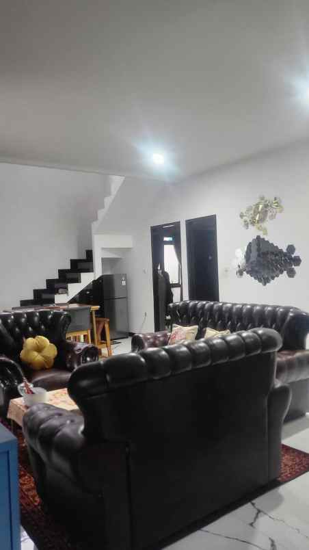 mewah rumah hook 2 lantai dekat pemkab bandung soreang