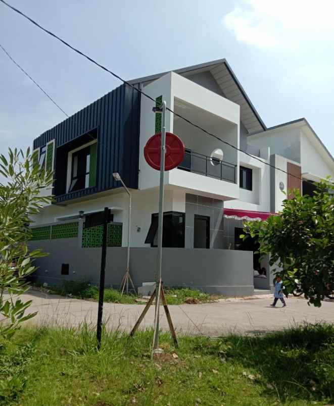 mewah rumah hook 2 lantai dekat pemkab bandung soreang