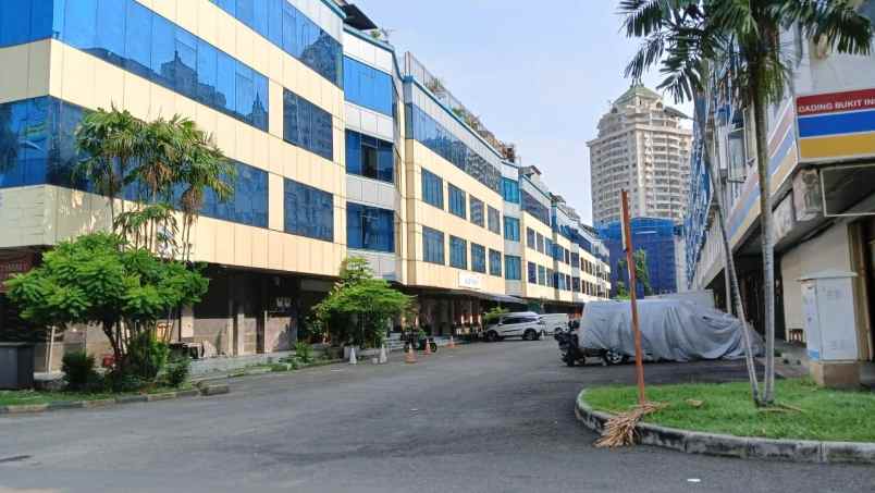 ruko 4 lantai di kompleks gading bukit indah