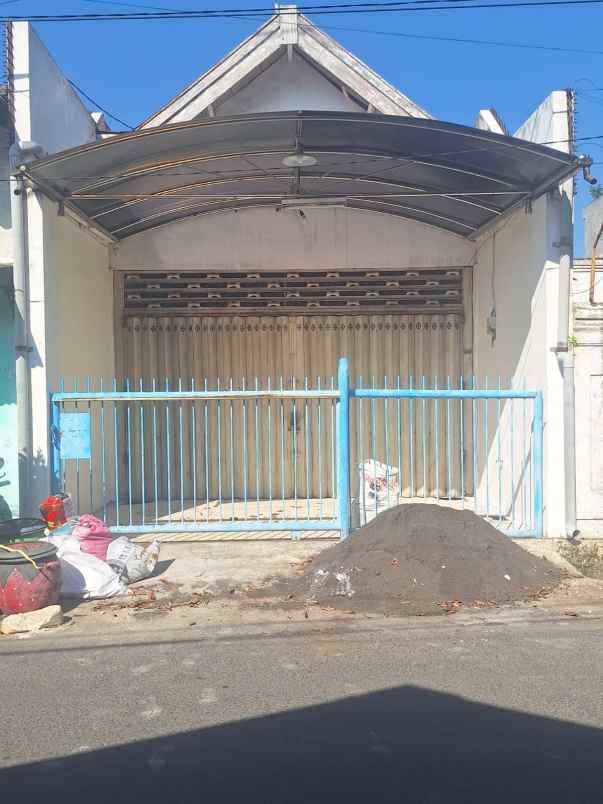ruko ngagel nol jalan traffic padat cocok untuk usaha