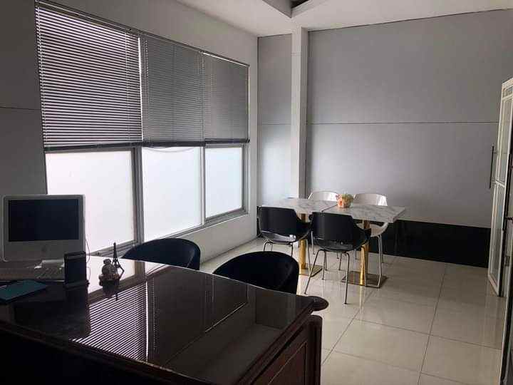 ruko sewa di setiabudi gegerkalong sukasari bandung