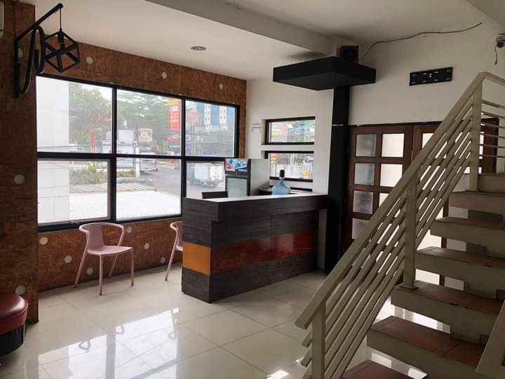 ruko sewa di setiabudi gegerkalong sukasari bandung