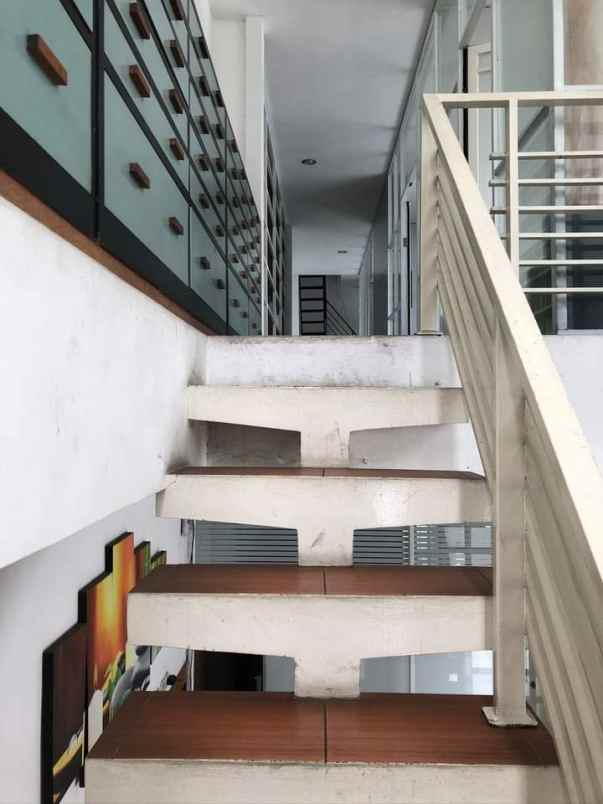 ruko sewa di setiabudi gegerkalong sukasari bandung