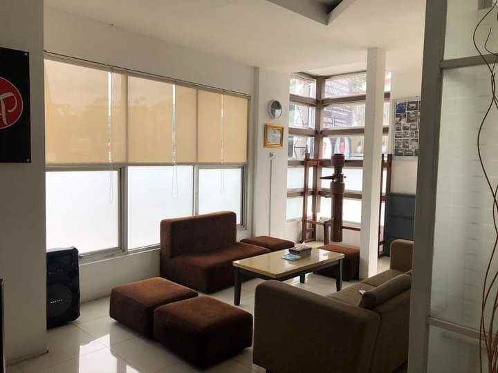 ruko sewa di setiabudi gegerkalong sukasari bandung