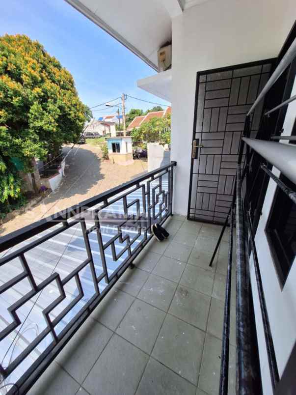 rumah 2 lantai 800 jutaan di depok