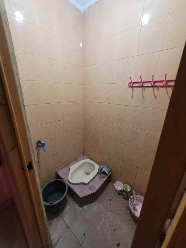 rumah 2 lantai murah kontrakan matraman jakarta timur