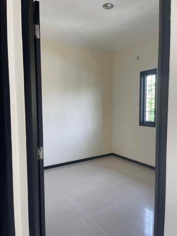 rumah 2 lantai pakuwon city puri asri nego