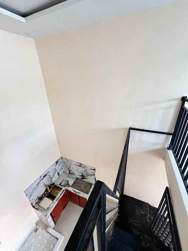 rumah 2 lantai siap huni di tangerang full renovasi