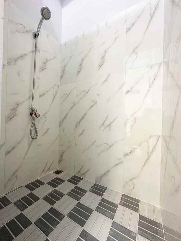 rumah 2 lt shm pasar minggu jakarta selatan