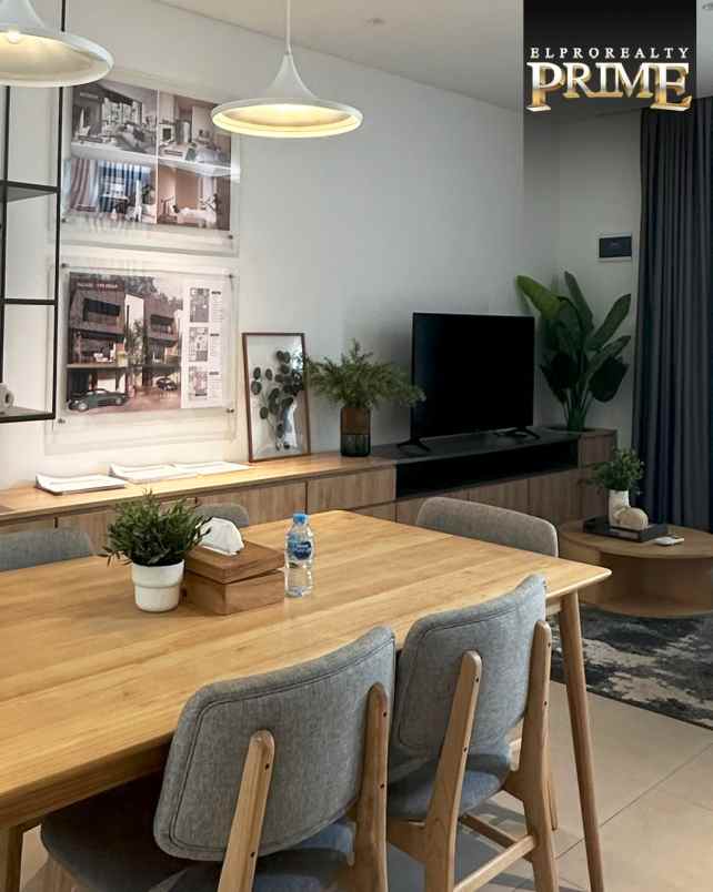 rumah 3 lantai siap huni jakarta selatan lebak bulus