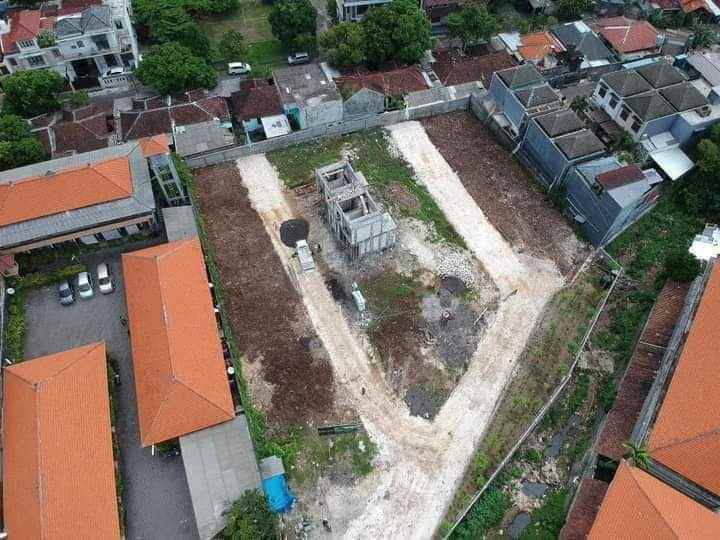 rumah 656p 884 vi jl danau