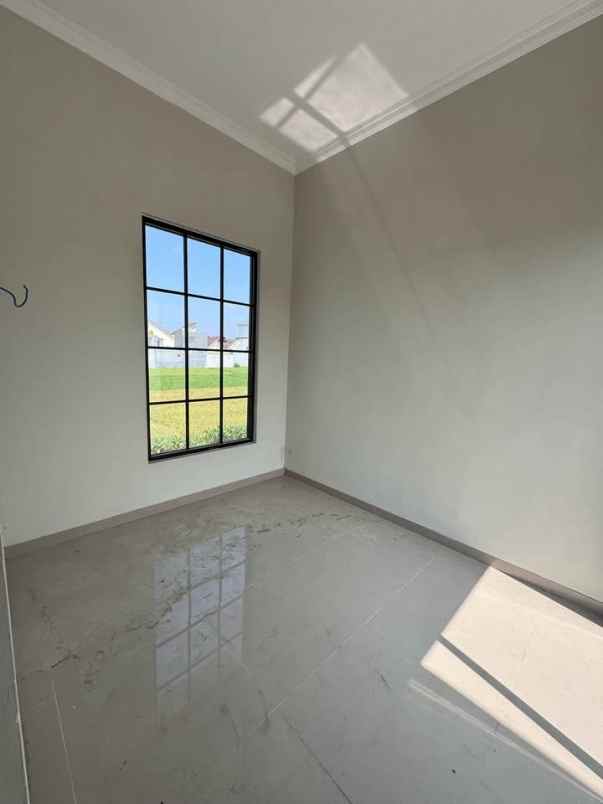 rumah american style lokasi perumahan sukun