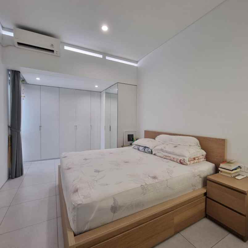 rumah apik dan homie di kota baru parahyangan