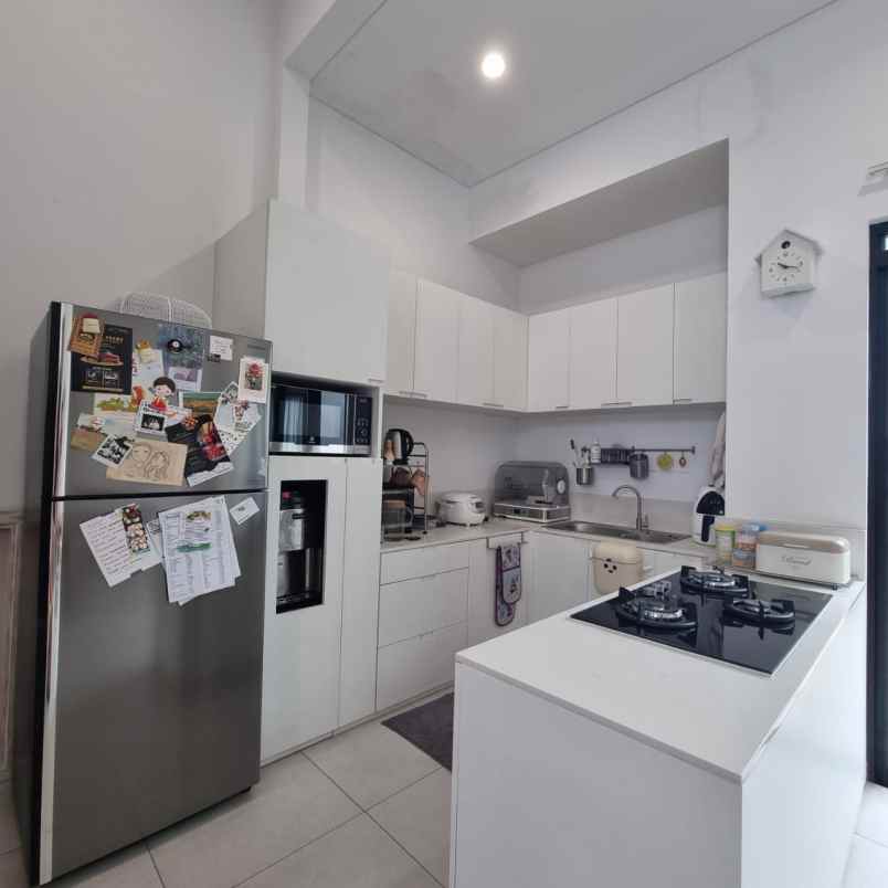 rumah apik dan homie di kota baru parahyangan