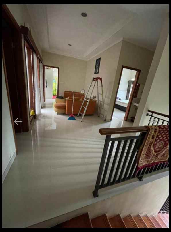 rumah asri dan terawat di lembang bandung