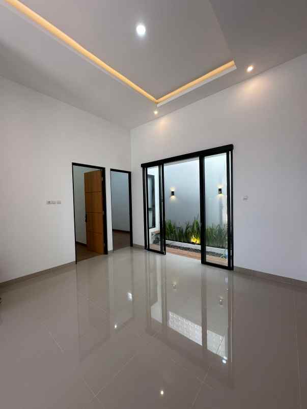 rumah bagus siap huni dekat pemda sleman yogyakarta