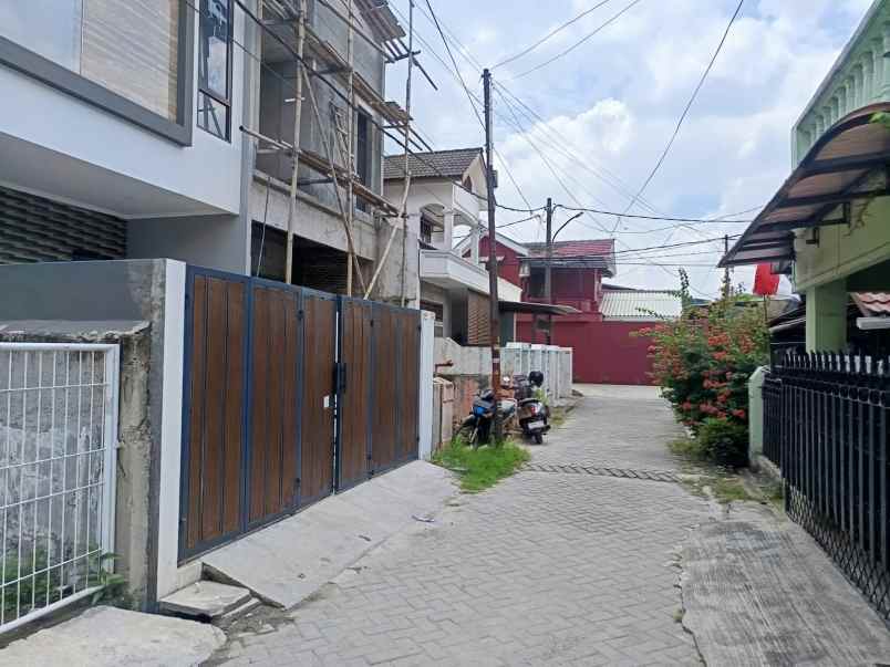 rumah baru dalam komplek pdk cipondoh tangerang