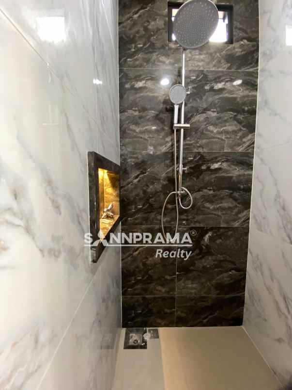 rumah baru elegant dalam cluster di pondok petir depok
