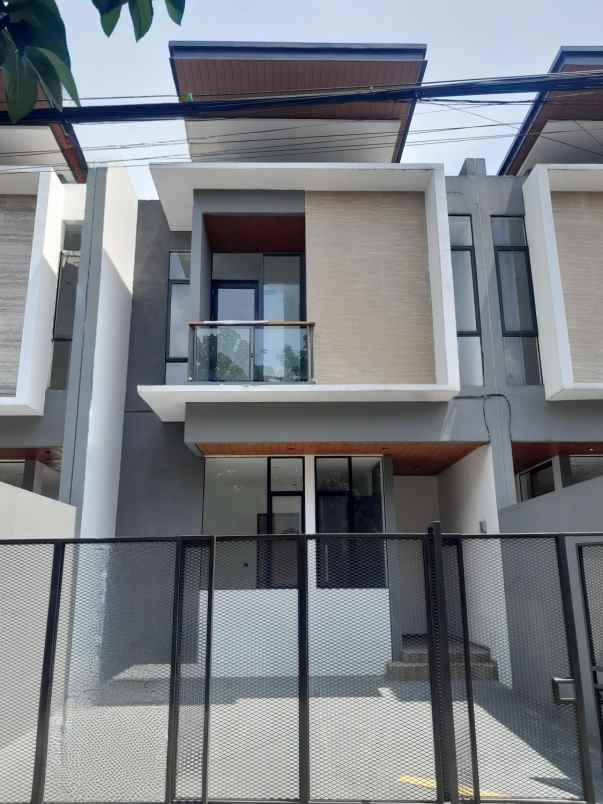 rumah baru leuwipanjang kota bandung dekat rs immanuel