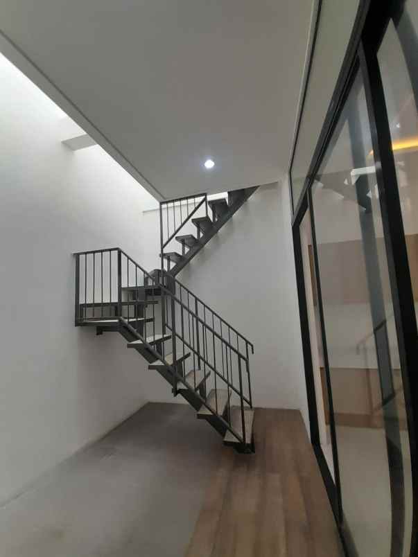 rumah baru leuwipanjang kota bandung dekat rs immanuel