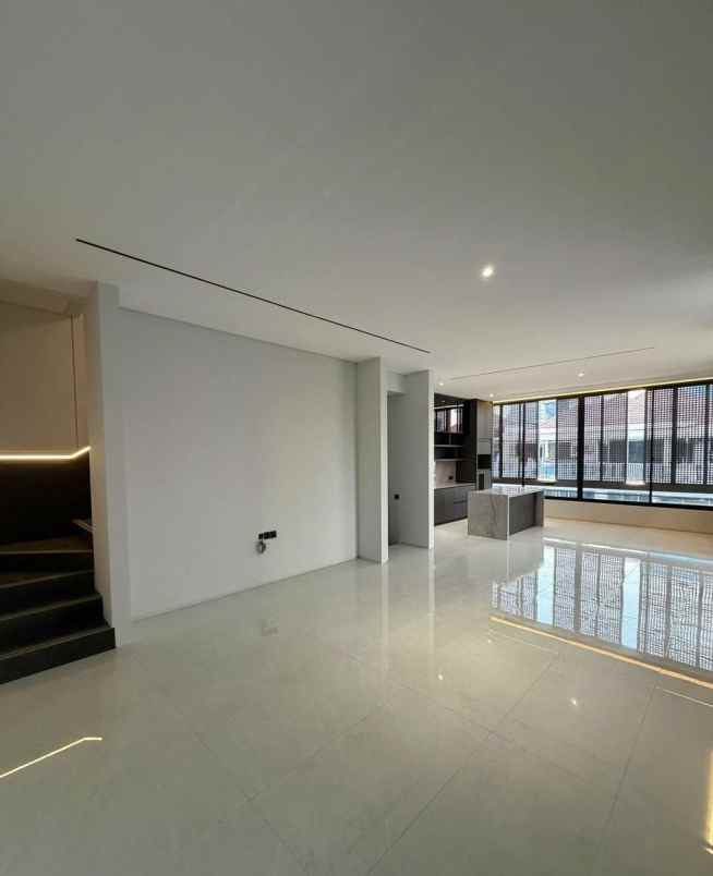 rumah baru minimalis di manyar kertoadi