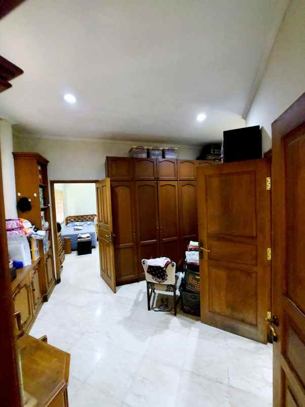 rumah bintaro sektor 9