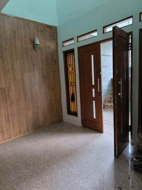 rumah bogor ciomas laladon 2 lantai siap huni