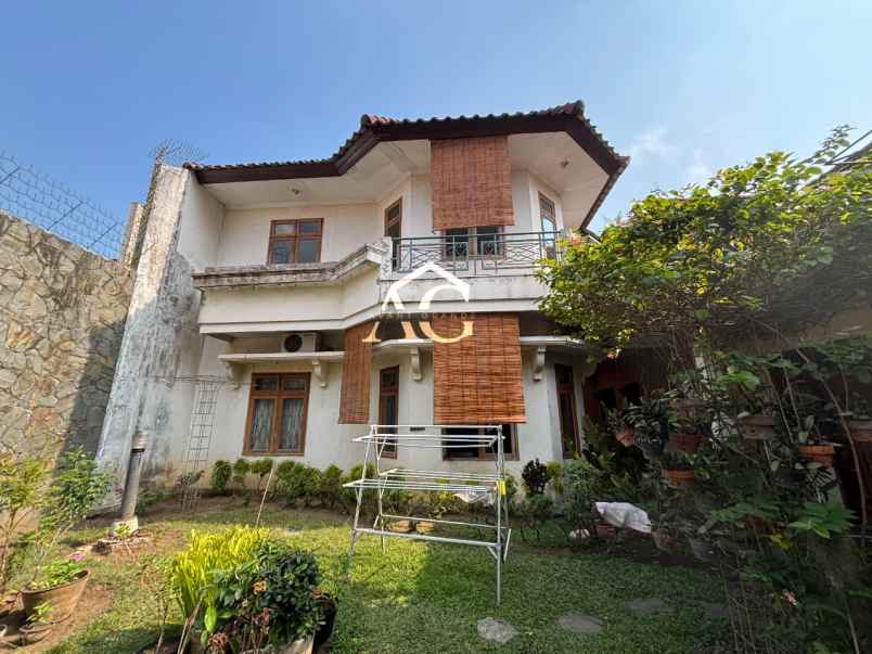 rumah cantik di jl welirang malang