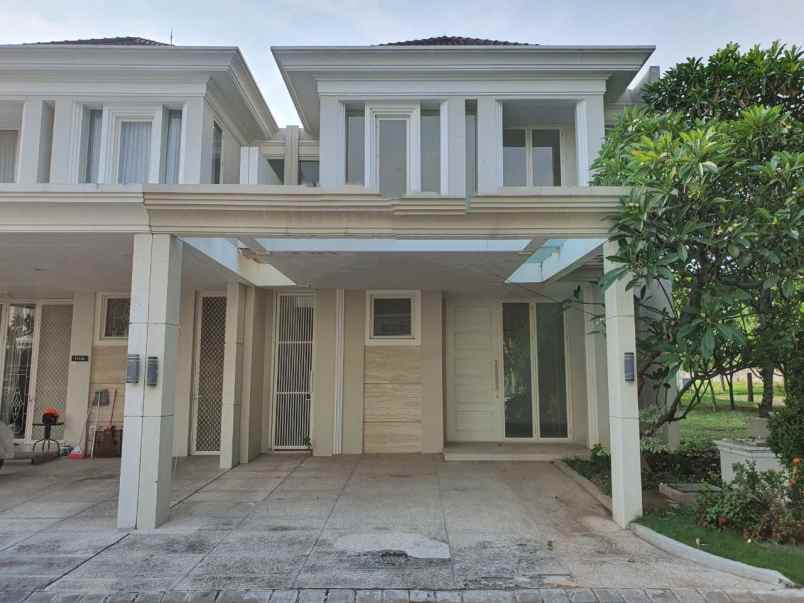 rumah casa tobaco pakuwon city strategis minimalis