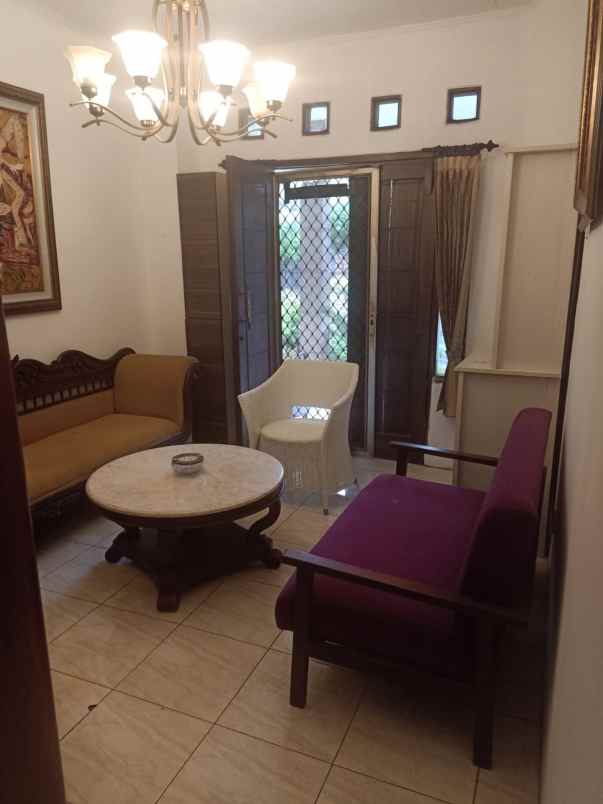 rumah cluster di graha raya bintaro tangerang selatan